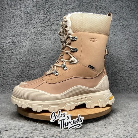 UGG Adirondack Meridian Hiking Boots Size 7.5 Women Sand 1169050 - Picture 4 of 7